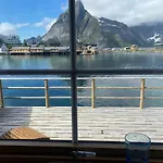 Rostad Retro Rorbuer Reine