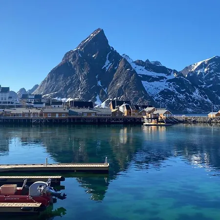 Dom wakacyjny Rostad Retro Rorbuer Reine