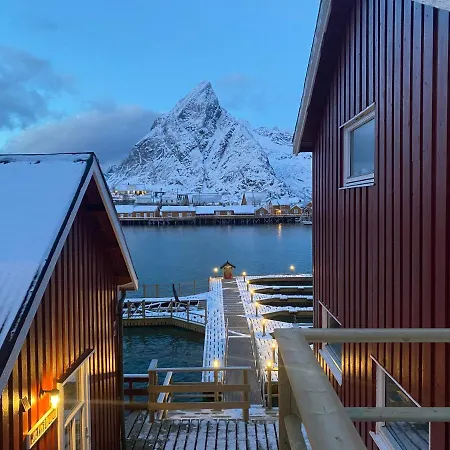 Rostad Retro Rorbuer Reine