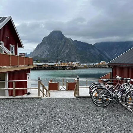 Rostad Retro Rorbuer Dom wakacyjny Reine