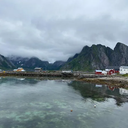 Rostad Retro Rorbuer Holiday home Reine