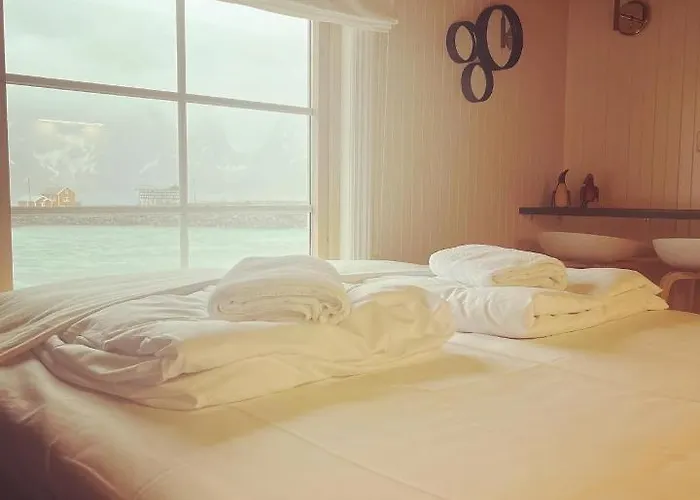 Rostad Retro Rorbuer Reine