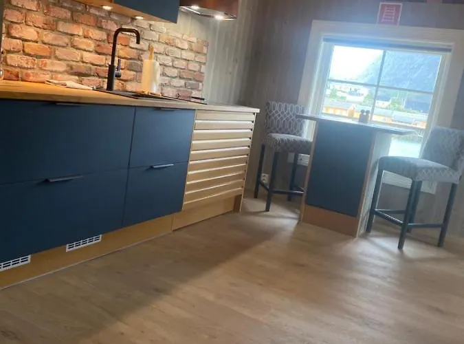 Rostad Retro Rorbuer Ferienhaus Reine