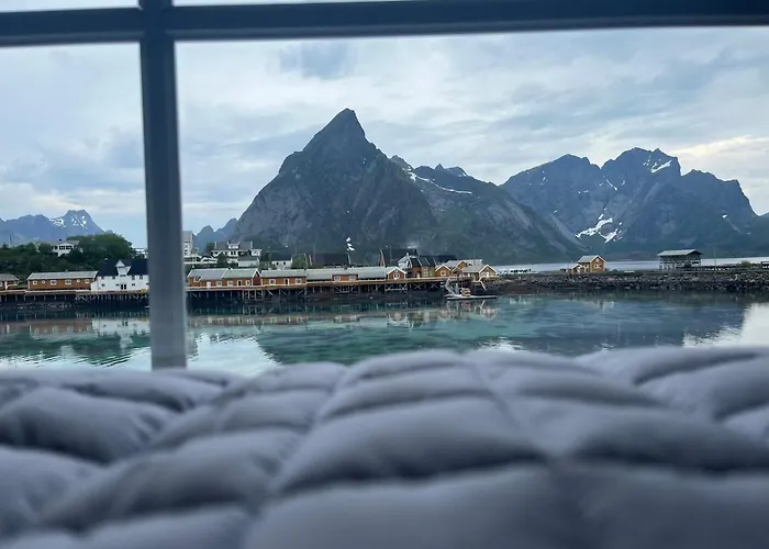 Rostad Retro Rorbuer Ferienhaus *