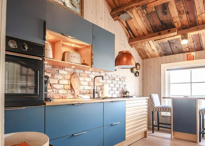 Rostad Retro Rorbuer Reine